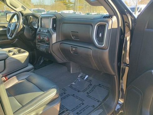 Used 2019 Chevrolet Silverado 1500 RST image 14