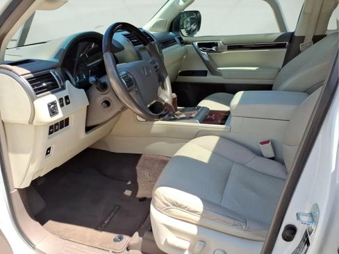 Used 2019 Lexus GX 460 Premium w/ Premium Package AWD/4WD image 10