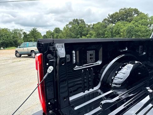 New 2026 Ford F350 Lariat image 19