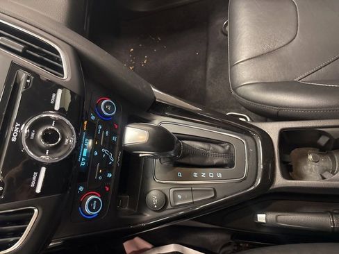 Used 2018 Ford Focus Titanium image 24