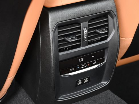 New 2026 BMW 330i xDrive Sedan w/ M Sport Package image 24