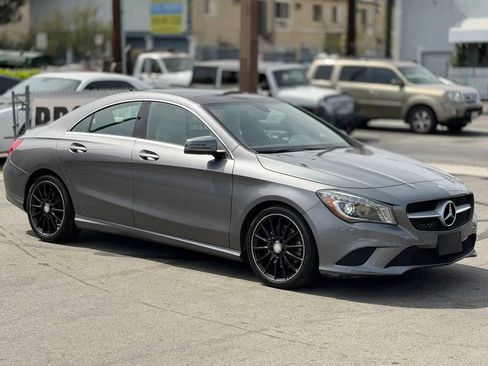 Used 2014 Mercedes-Benz CLA 250 4MATIC image 24