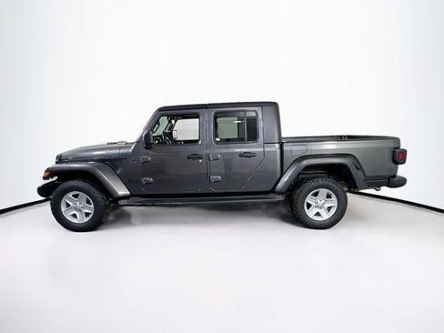 Used 2022 Jeep Gladiator Sport AWD/4WD image 8