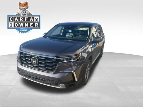 Used 2024 Honda Pilot EX-L image 3