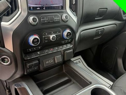 Used 2021 GMC Sierra 2500 SLT w/ SLT Convenience Package AWD/4WD image 15