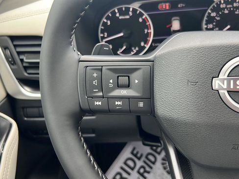 New 2026 Nissan Rogue SV FWD image 18