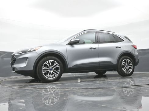 Used 2022 Ford Escape SEL image 40