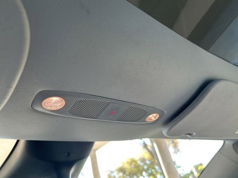 Used 2021 Tesla Model Y Long Range image 43