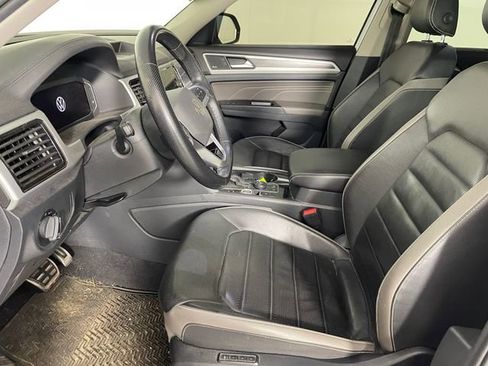 Used 2021 Volkswagen Atlas SEL Premium AWD/4WD image 2