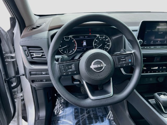 Certified 2023 Nissan Rogue SV FWD image 8