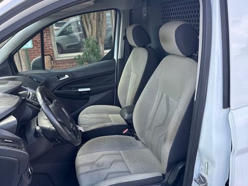 Used 2017 Ford Transit Connect XLT FWD image 6