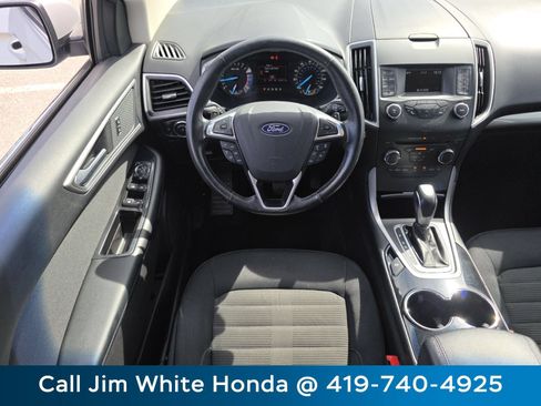 Used 2017 Ford Edge SEL FWD image 25