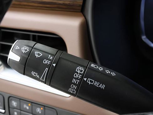 Used 2024 Chevrolet Tahoe High Country w/ Advanced Technology Package AWD/4WD image 16