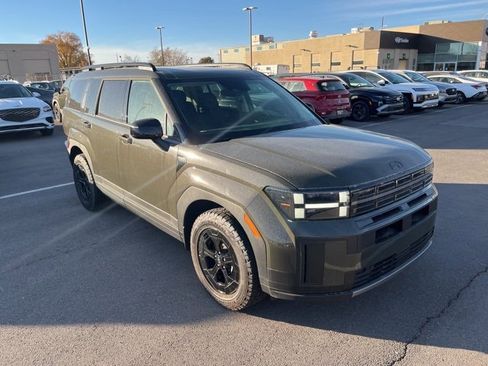 Used 2025 Hyundai Santa Fe XRT image 3