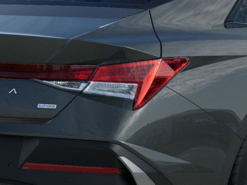 New 2026 Hyundai Elantra Blue image 10