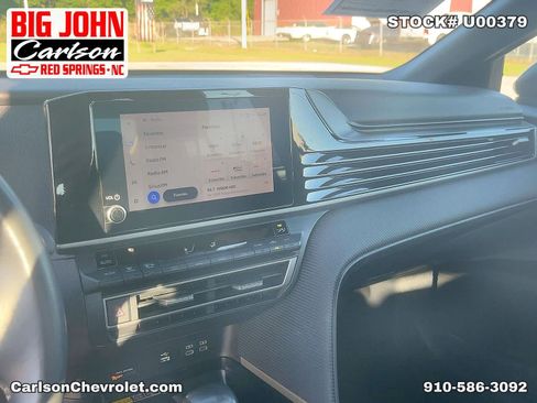 Used 2025 Toyota Camry SE FWD image 17