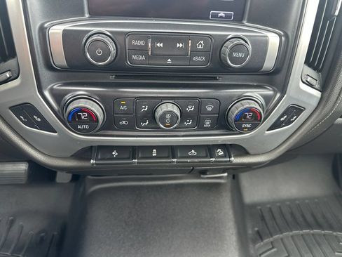 Used 2017 GMC Sierra 1500 SLT w/ SLT Premium Package AWD/4WD image 19