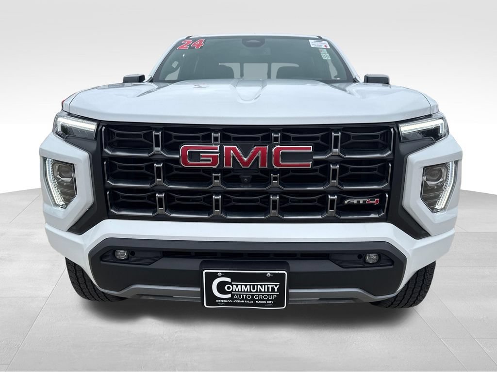 Used 2024 GMC Canyon AT4 w/ AT4 Premium Package AWD/4WD image 9