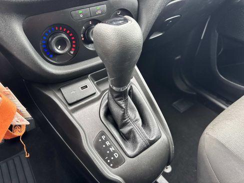 Used 2022 RAM ProMaster City Wagon FWD image 25