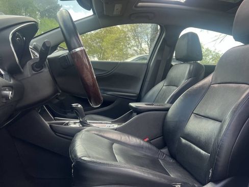 Used 2016 Chevrolet Malibu Premier w/ Driver Confidence Package II image 17