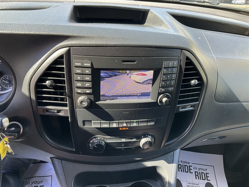 Used 2020 Mercedes-Benz Metris image 20