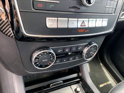Used 2019 Mercedes-Benz GLE 43 AMG 4MATIC Coupe image 31