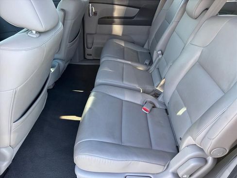 Used 2015 Honda Odyssey EX-L image 10