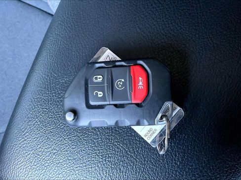 Used 2025 Jeep Wrangler Unlimited Sport AWD/4WD image 26