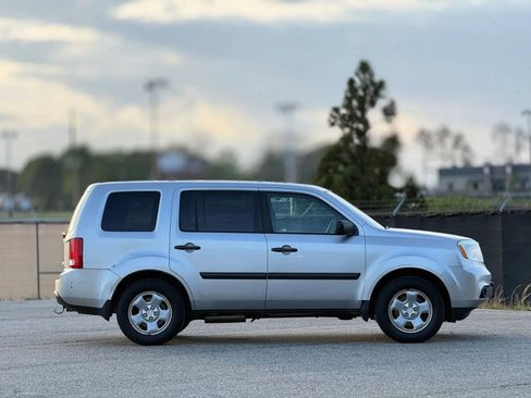 Used 2012 Honda Pilot LX image 7