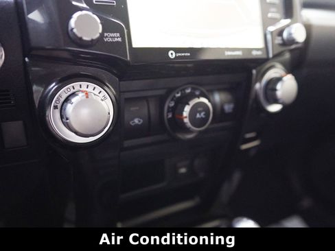 Used 2023 Toyota 4Runner TRD Off-Road image 7