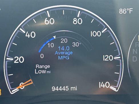 Used 2021 Jeep Grand Cherokee Limited RWD image 14