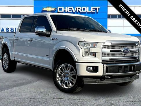 Used 2017 Ford F150 Platinum w/ Equipment Group 701A Luxury AWD/4WD image 1