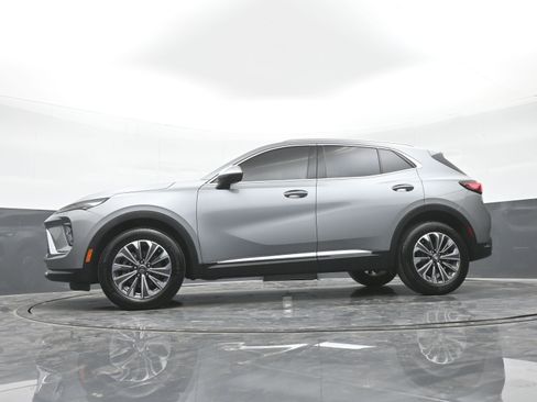 Used 2024 Buick Envision Preferred image 45