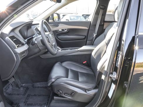 Used 2023 Volvo XC90 T8 Ultimate image 5