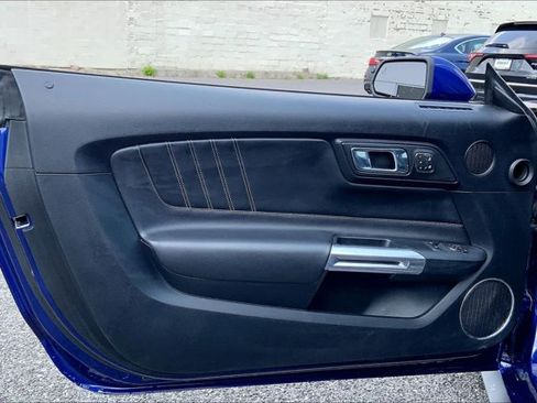 Used 2015 Ford Mustang GT Premium w/ Equipment Group 401A RWD image 21