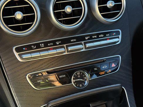 Used 2018 Mercedes-Benz C 300 Coupe image 22