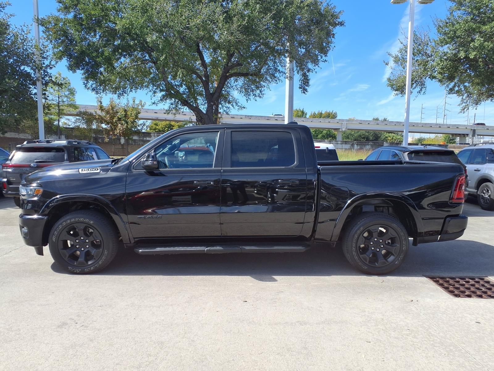 Used 2025 RAM 1500 Lone Star AWD/4WD image 25