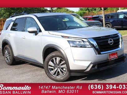 Used 2025 Nissan Pathfinder SV w/ SV Premium Package