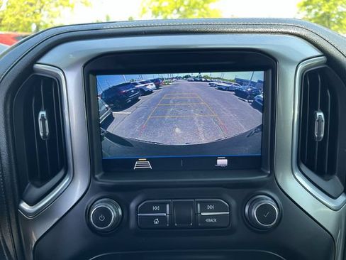 Used 2021 Chevrolet Silverado 1500 LT AWD/4WD image 24