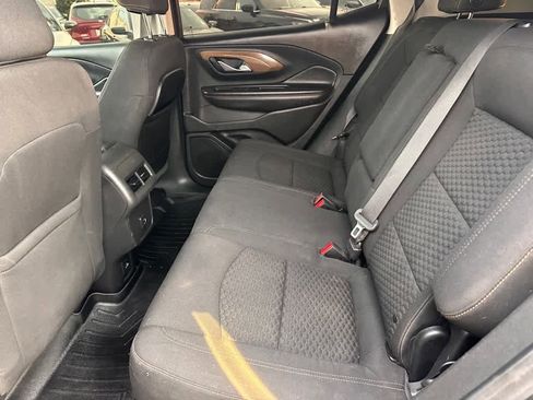 Used 2020 GMC Terrain SLE w/ Driver Convenience Package image 11