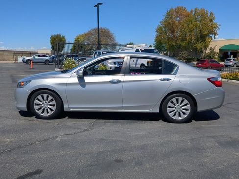 Used 2015 Honda Accord EX-L image 8