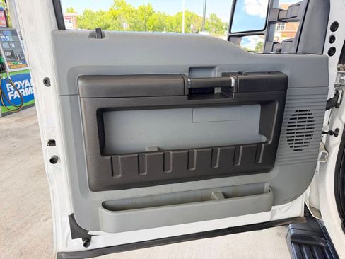 Used 2016 Ford F350 XL AWD/4WD image 11