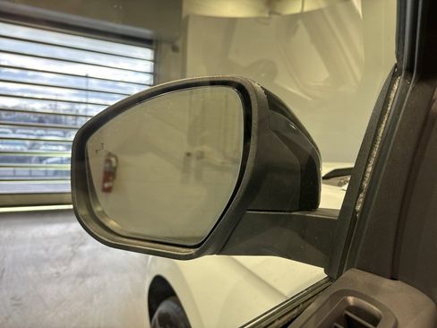 Used 2025 Ford Expedition Max Platinum image 13