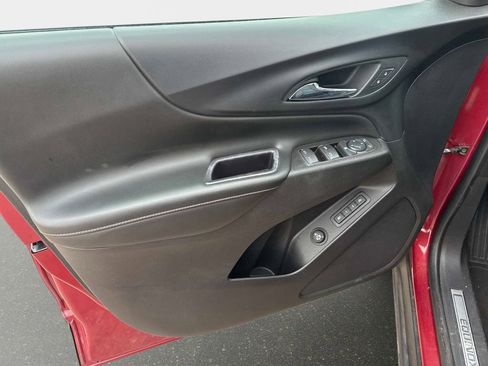 Used 2020 Chevrolet Equinox Premier AWD/4WD image 18
