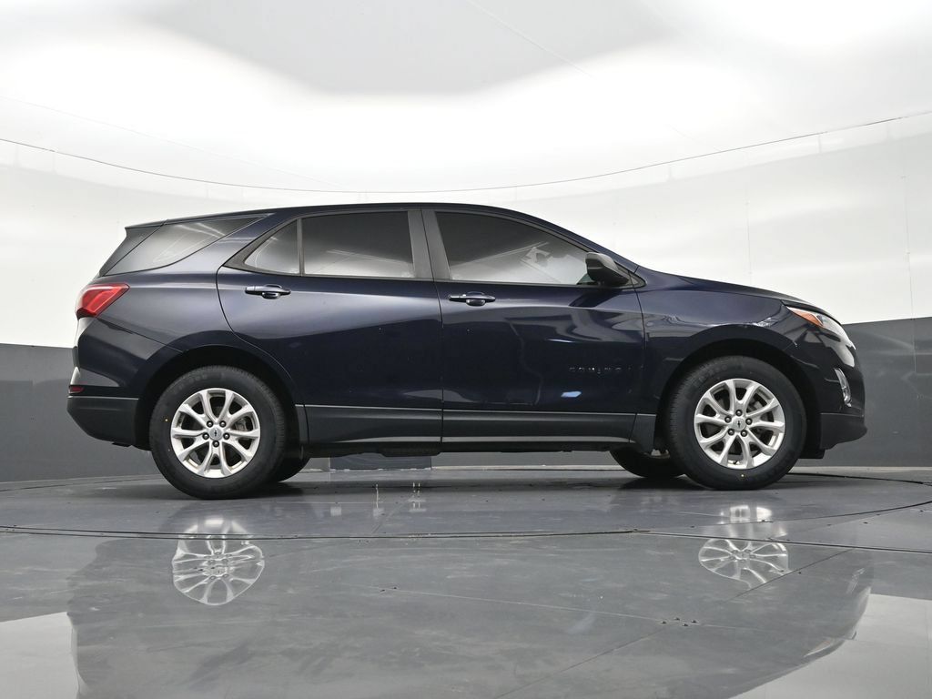 Used 2020 Chevrolet Equinox LS FWD image 28