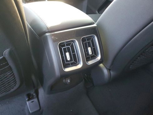 New 2026 Kia Sorento LX image 16