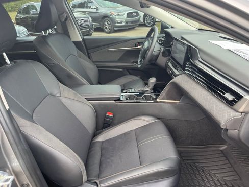 Used 2026 Toyota Camry XLE FWD image 35