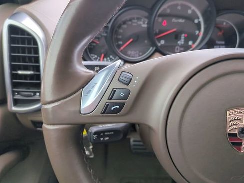 Used 2011 Porsche Cayenne Turbo AWD/4WD image 27