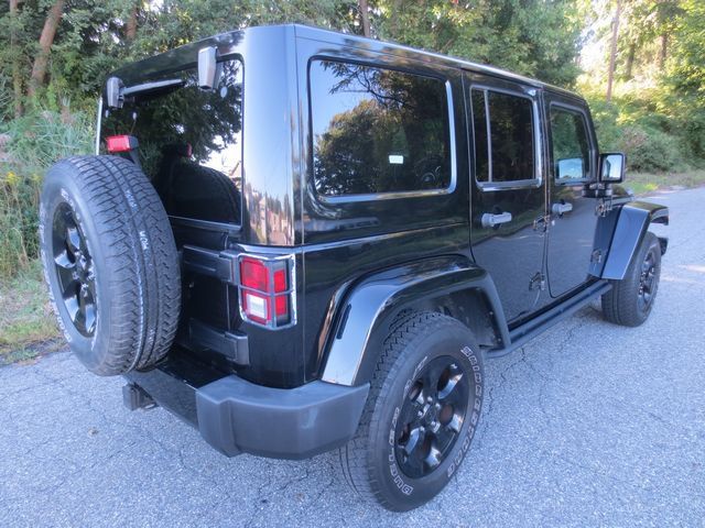 Used 2015 Jeep Wrangler Unlimited Sahara AWD/4WD image 4