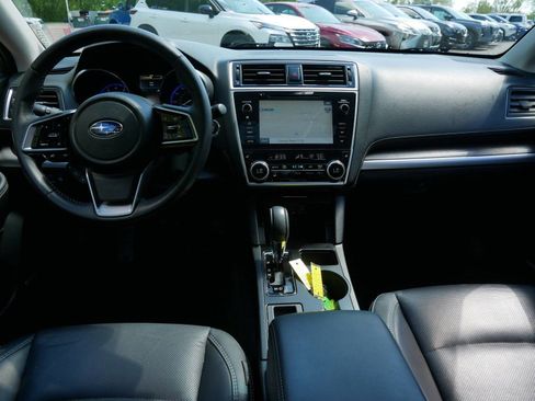 Used 2019 Subaru Outback 2.5i Limited w/ Popular Package #2 AWD/4WD image 13